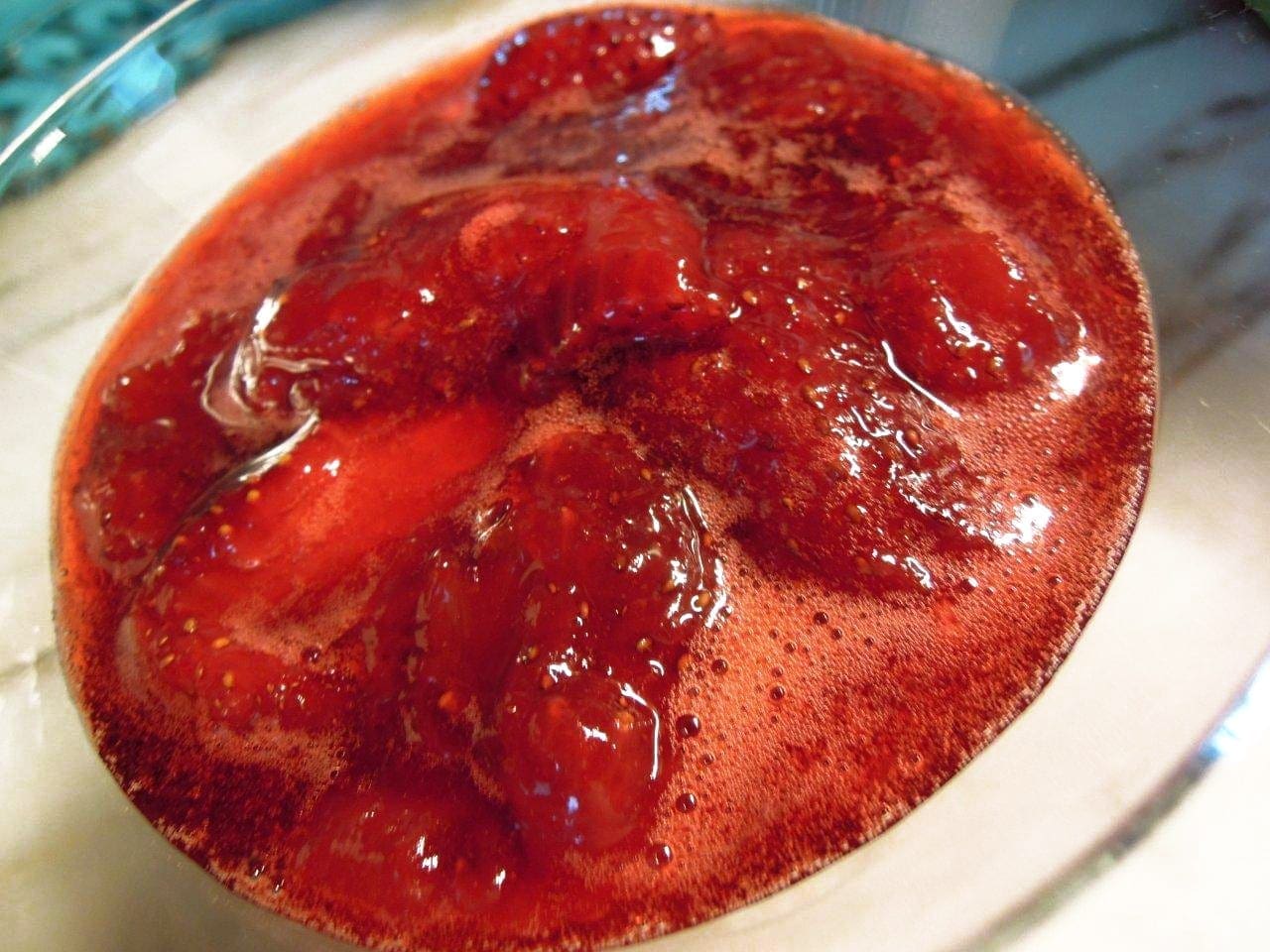 Morangada um doce tão simples e dos deuses