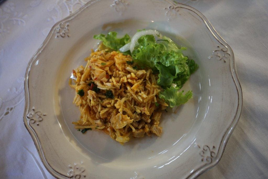 Peito de Frango à Brás com Pimentão