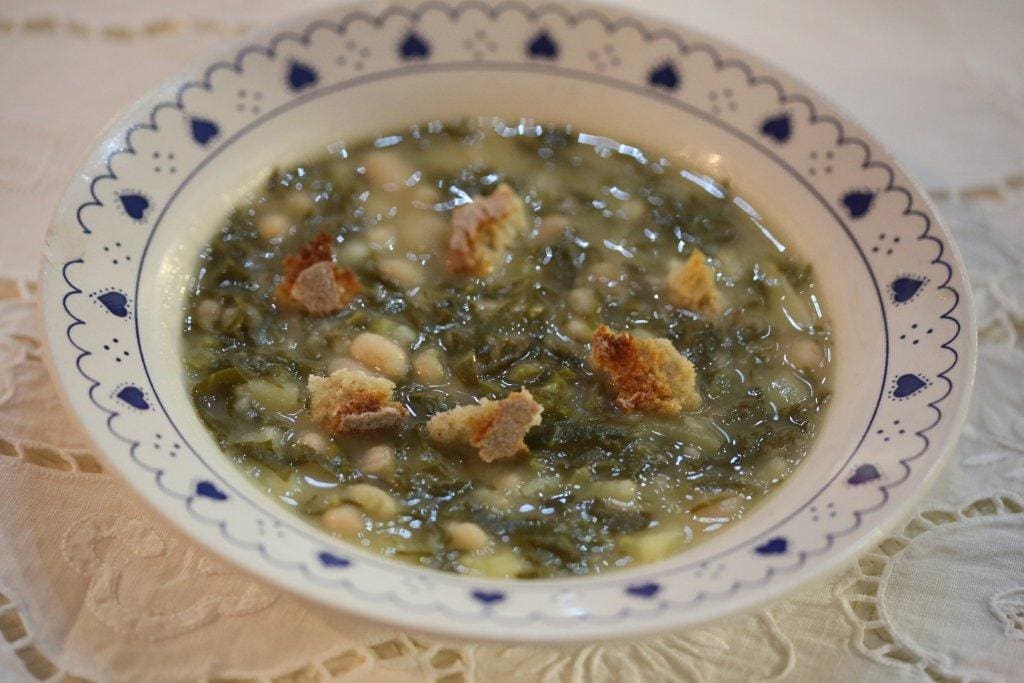 Sopa de Couve e Feijão da Eulália
