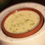 Mousse de chocolate branco com lima