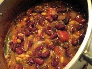 Feijoada Bicolor Vegetariana, uma receita diferente