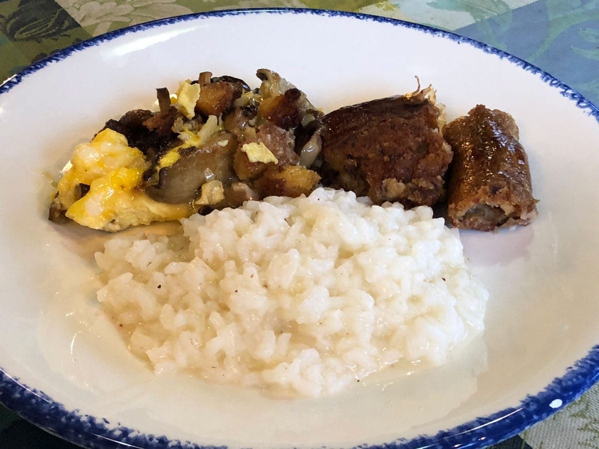 Arroz de Manteiga com Noz de Moscada_grafe_e_faca
